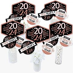 Big Dot of Happiness - Winter Wonderland - Snowflake Holiday Party & Winter Wedding Party Centerpiece Sticks - Table Toppers - Set of 15