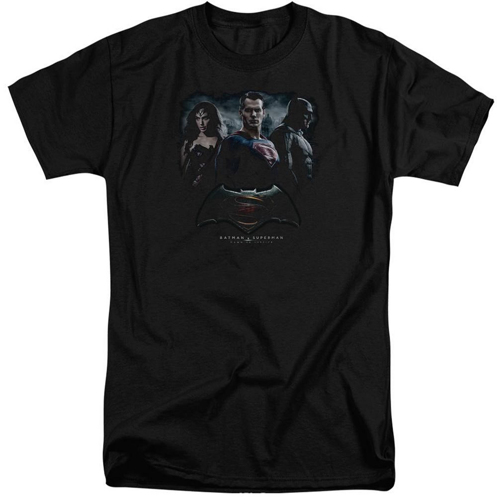 DC Batman V Superman Batman Character Cloak Official Men's T-shirt (Blue)