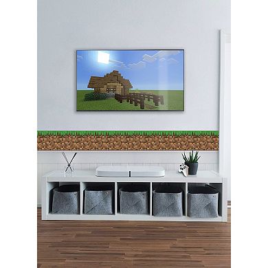 RoomMates Minecraft Iconic Grass Green Peel and Stick Wallpaper Border