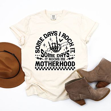 Simply Sage Market I Rock Motherhood Garment Dyed Tee
