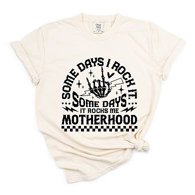 Simply Sage Market I Rock Motherhood Garment Dyed Tee