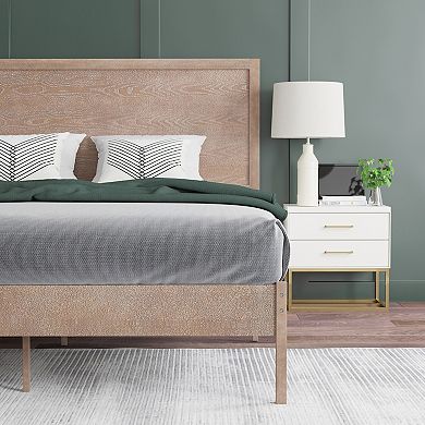 Emma and Oliver Ashton Classic Wooden Platform Bed with Headboard
