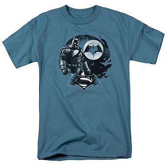 Batman V Superman Waiting And Protecting Short Sleeve Adult T-shirt