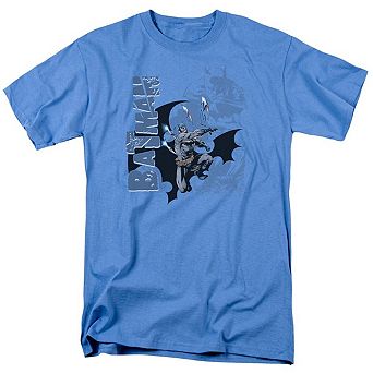 Batman Throwing Blades Short Sleeve Adult T-shirt