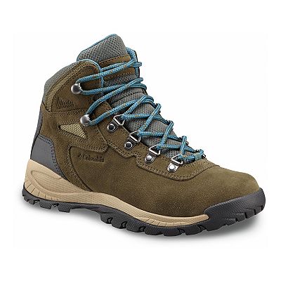 Columbia Women s Newton Ridge Plus Boots