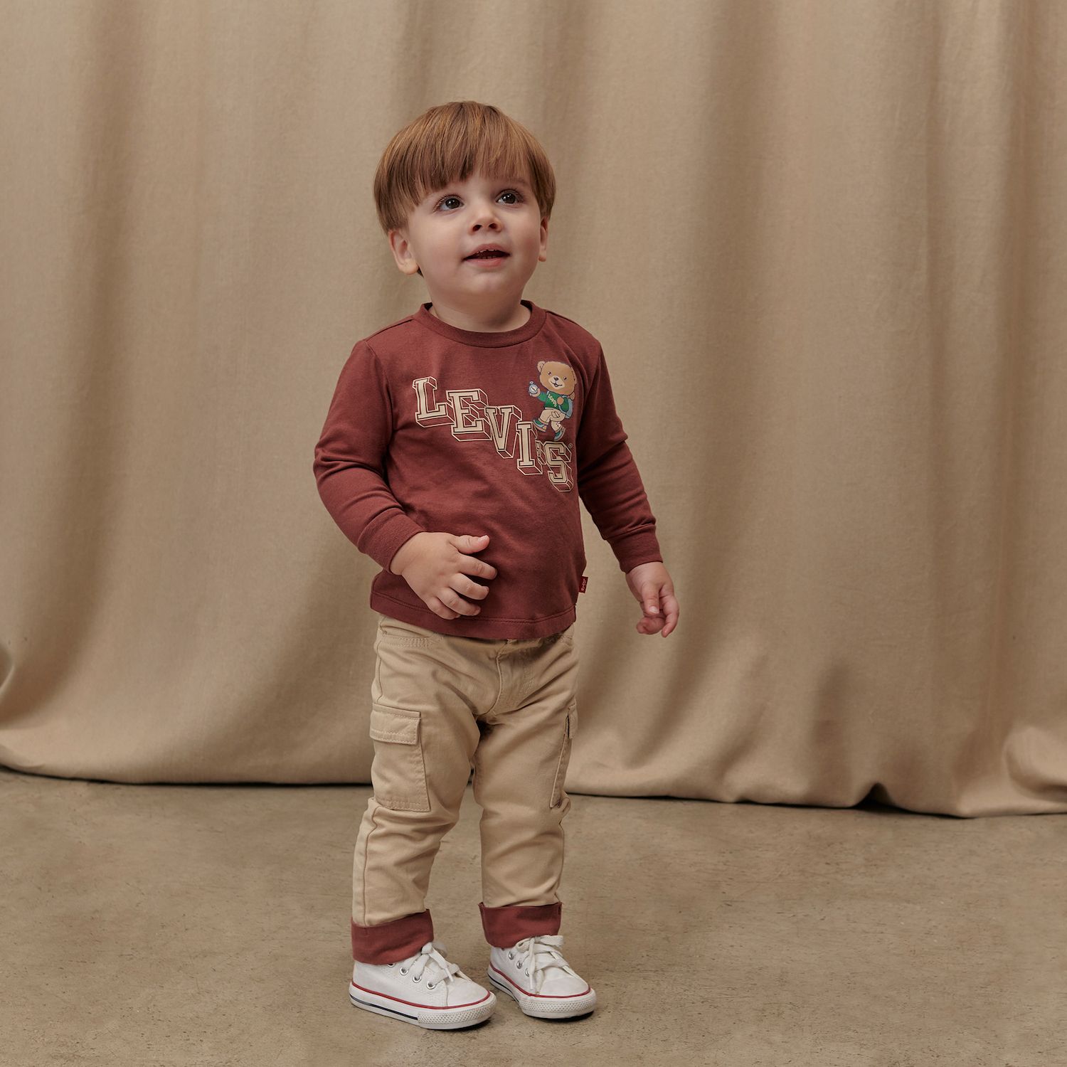 T-shirt Manches Longues Levi's Kids En Coton Bio Pour Bébé Garçon - Col Et Poignets Revers, Logo Sur La Poitrine - 12