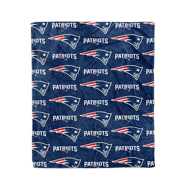 New England Patriots Plush Throw Blanket
