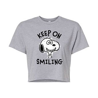Juniors' Peanuts Snoopy Keep On Smiling Cropped Tee