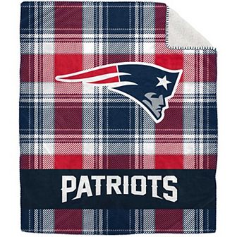 Pegasus New England Patriots 50" x 60" Plaid Flannel Sherpa Plush Blanket