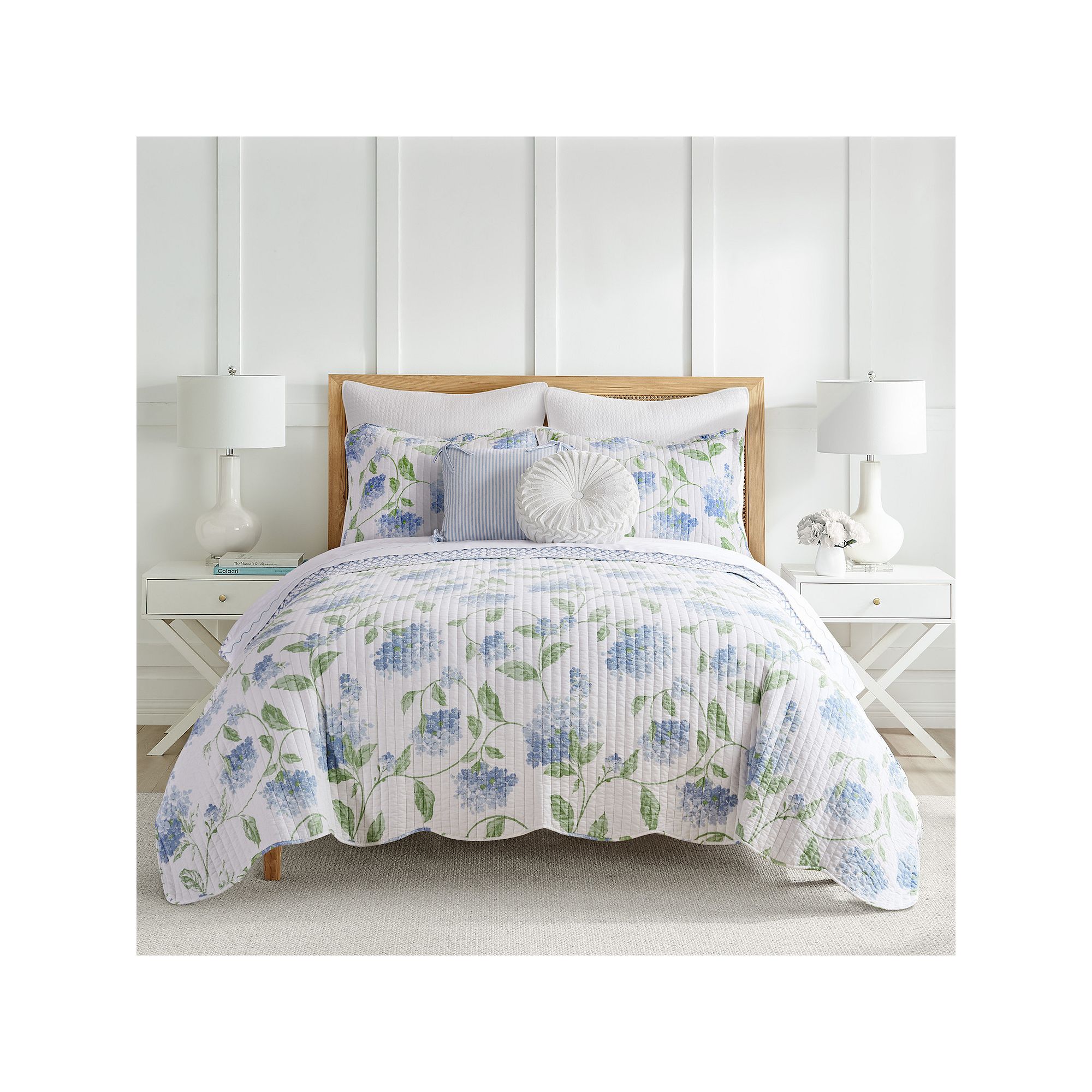 Draper James Trisa Floral Reversible Quilt Set with Shams, Green