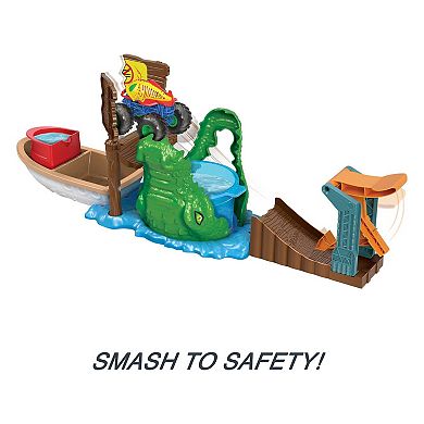 Mattel Hot Wheels Monster Trucks Swamp Chomp Play Set
