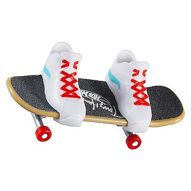 Hot Wheels Skate Tony Hawk Fingerboards & Skate Shoes Half Pipe Multipack