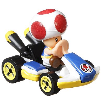 Mattel Hot Wheels Mario Kart Vehicle 4-Pack with 1 Exclusive Collectible Model