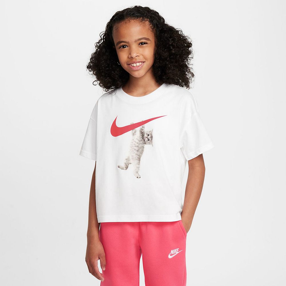 Nike tshirt for girls deals