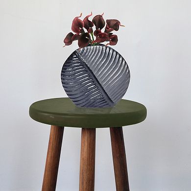 Aluminium-Casted Leaf Shaped Centerpiece Flower Table Vase