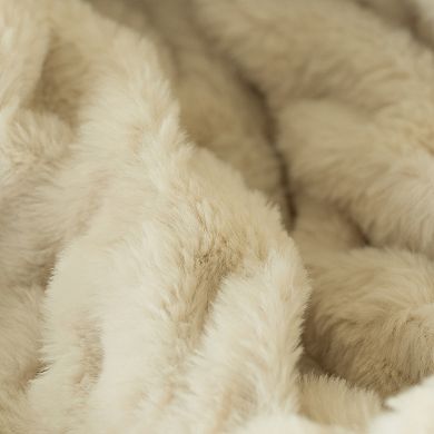 Comfortable Ruched Faux Fur Cozy Throw Blanket for Sofa and Bed