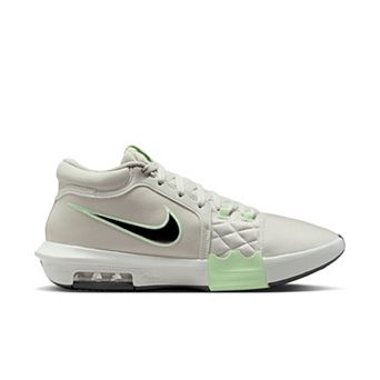 Men's Nike Lebron Witness 8 Basketball Shoes