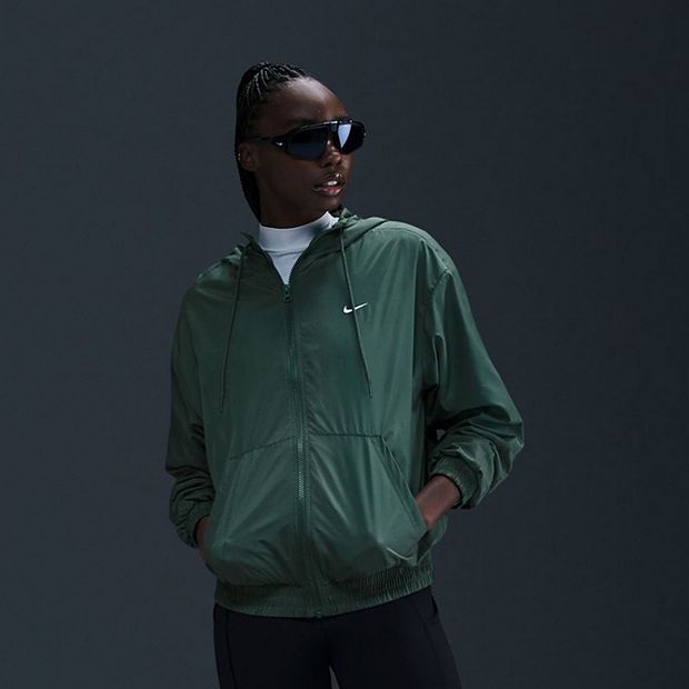 Womens nike windbreaker cheap outlet