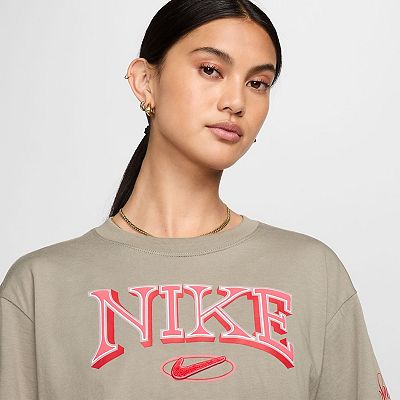 Women s Nike Sportswear Short Sleeve Tee