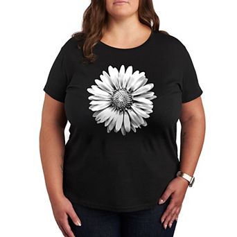 Plus Size White Daisy Graphic Tee