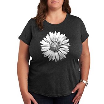 Plus Size White Daisy Graphic Tee