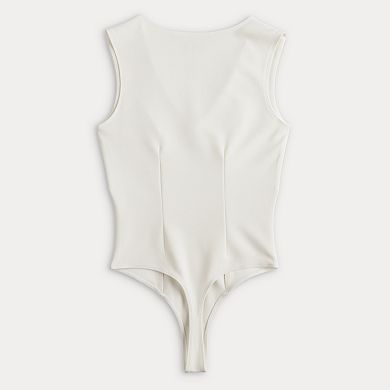Juniors' SO Crepe Sleeveless V-Neck Bodysuit