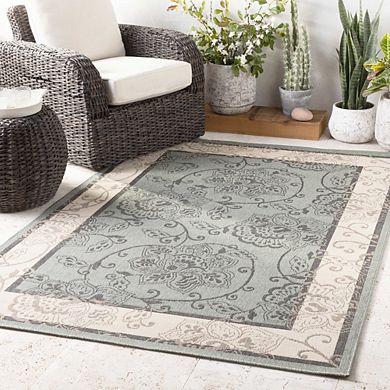 Joel Traditional Area Rug