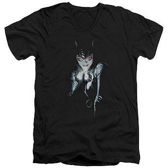 Batman 685 Cover Short Sleeve Adult V Neck T-shirt