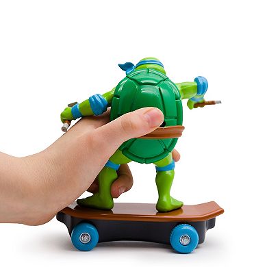 Funrise Teenage Mutant Ninja Turtles Sewer Shredders Classic Leonardo