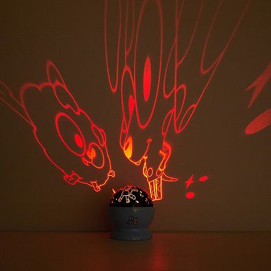 Idea Nuova Marvel Avengers LED Projection Lamp and Night Light
