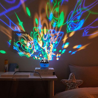 Idea Nuova Marvel Avengers LED Projection Lamp and Night Light