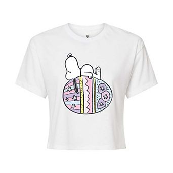Juniors' Peanuts Snoopy Easter Egg Cropped Tee