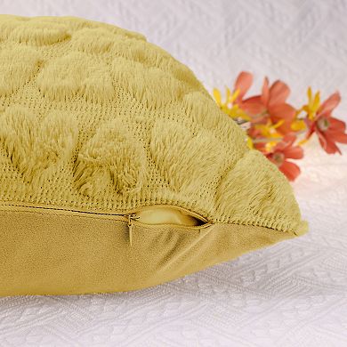 Printed Decorative Faux Fur Heart Pattern Soft Pillow Covers 2 Pcs 18" X 18"