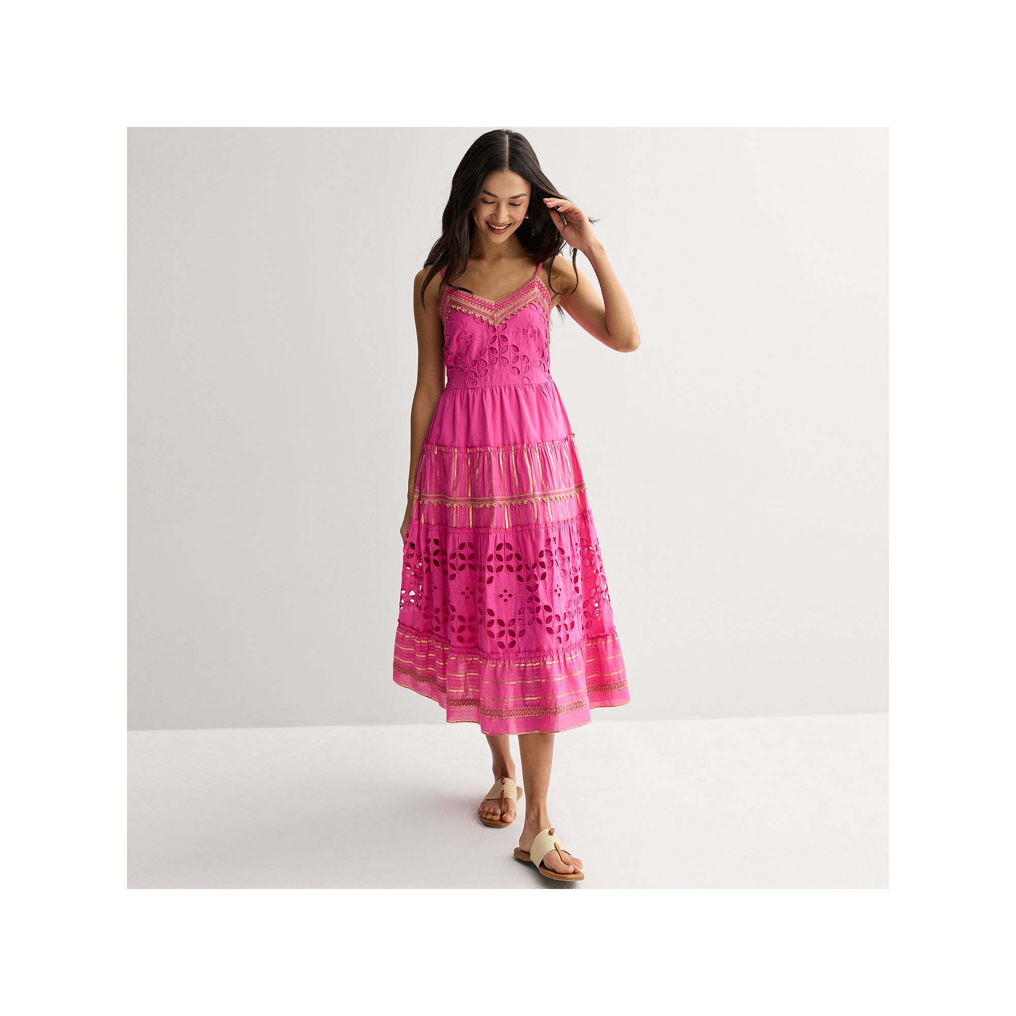 Womens Farmers Market Sleeveless Tiered Slip Dress With Crochet Trim, Size