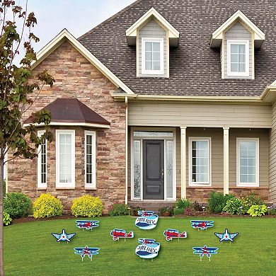 Big Dot of Happiness Taking Flight - Airplane - Lawn Decor - Outdoor Party Yard Decor - 10 Pc