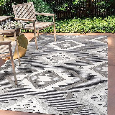 Sumak High-low Pile Neutral Diamond Kilim Area Rug