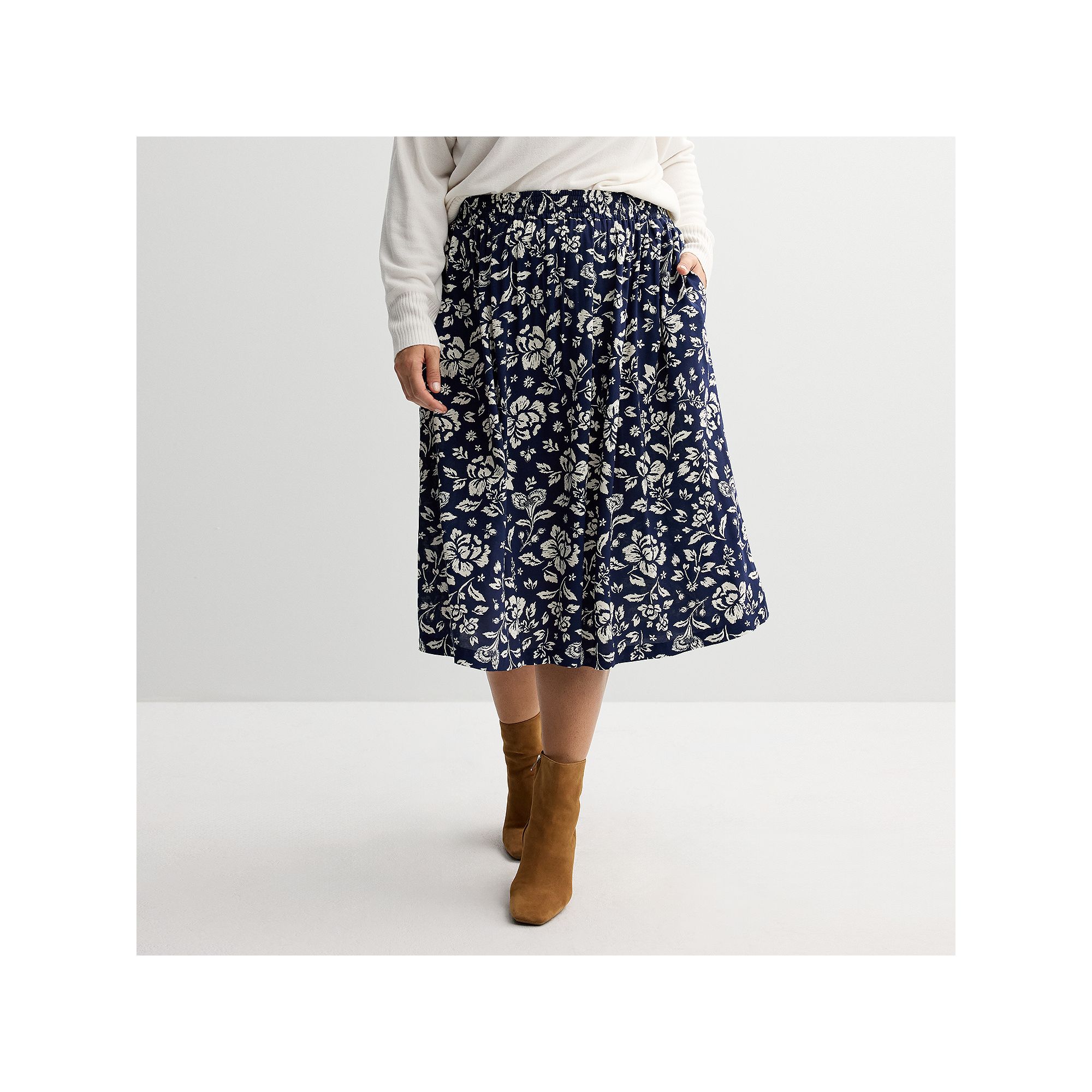 Plus Size Croft & Barrow® Polished Front Pull-On Skirt, Womens, Size: 5XL