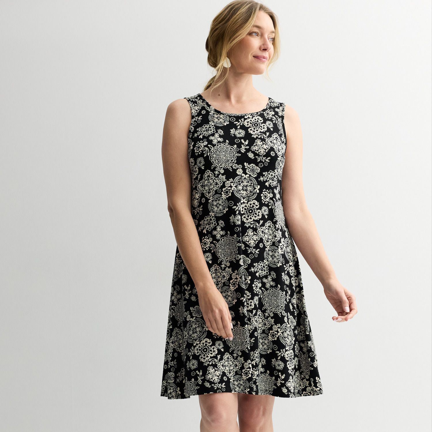 Женские платья Croft & Barrow Petite Croft & Barrow® Sleeveless Tank Swing Dress