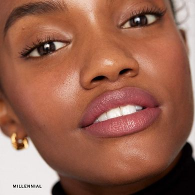 Signature Lip Lightweight Lipstick