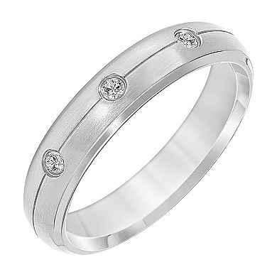 Men's Titanium Comfort 1/10 Carat T.W. Diamond Three-Stone Band Ring