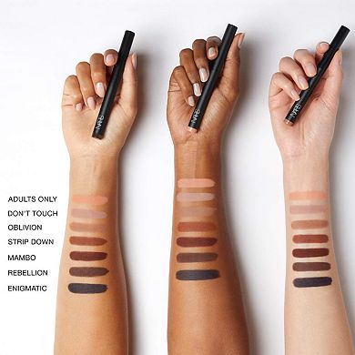 Total Seduction Smudge-Proof Eyeshadow Stick