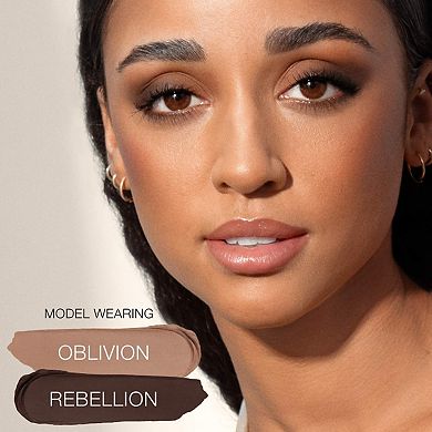 Total Seduction Smudge-Proof Eyeshadow Stick