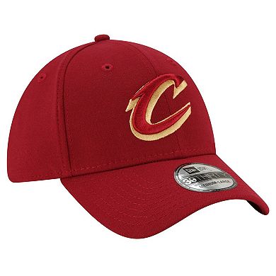 Men's New Era Wine Cleveland Cavaliers Logo 39THIRTY Flex Hat