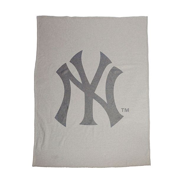 Yankees blanket and online bib and burp cloth d