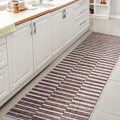 Sukie Modern Offset Stripe Indoor/outdoor Area Rug