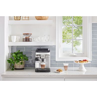DeLonghi Magnifica Evo Coffee and Espresso Machine with LatteCrema System