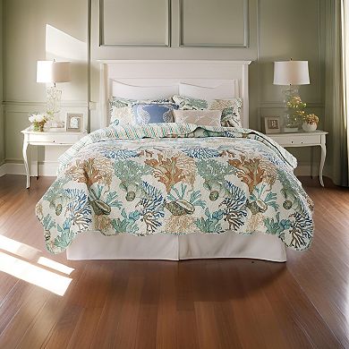 Wade 5 Piece King Quilt Set, Ocean Design, Scalloped Edges, Floral Pattern