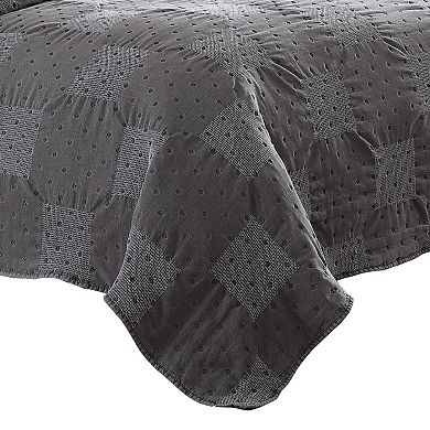 Veria 4 Piece Queen Quilt Set with Polka Dots The Urban Port, Charcoal Gray