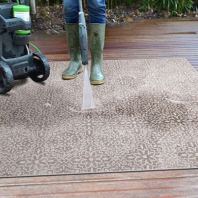 World Rug Gallery Contemporary Flowers Weather Resistant Indoor/Outdoor Area Rug