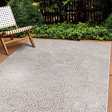 World Rug Gallery Contemporary Flowers Weather Resistant Indoor/Outdoor Area Rug